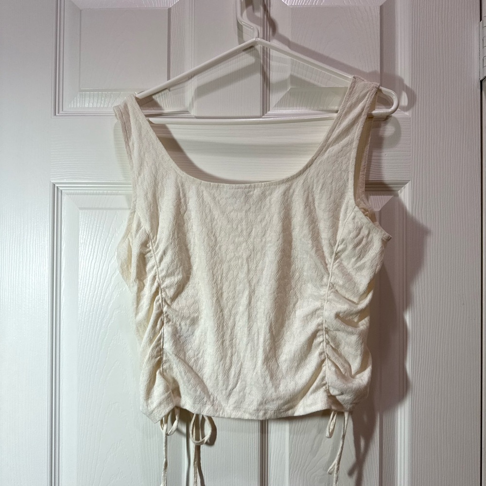 Cream Ruched Tank Top - Picture 2 of 3